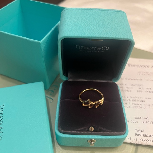 LOVE RING - Picture 1 of 4